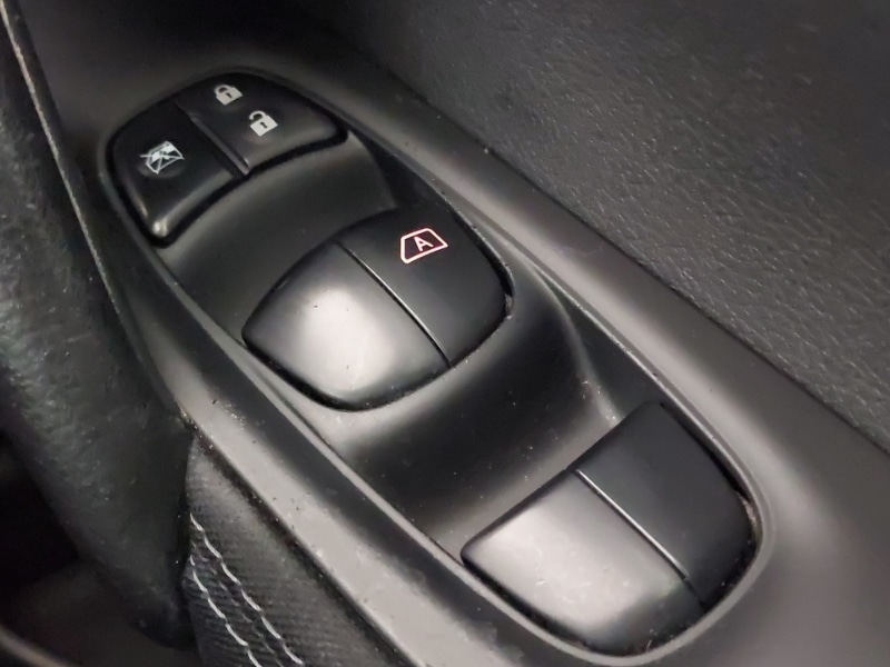 Used Nissan Qashqai 2016 for sale - 76975138: Photo 17