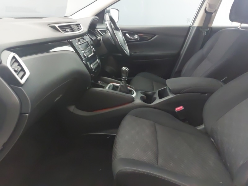 Used Nissan Qashqai 2016 for sale - 76975138: Photo 5