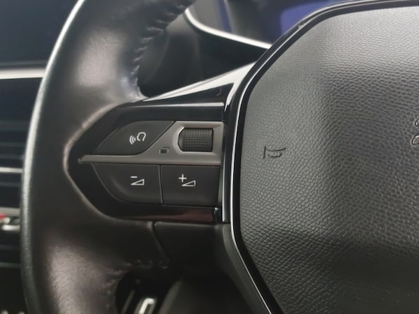 Used Peugeot 2008 2021 for sale - 76150406: Photo 14