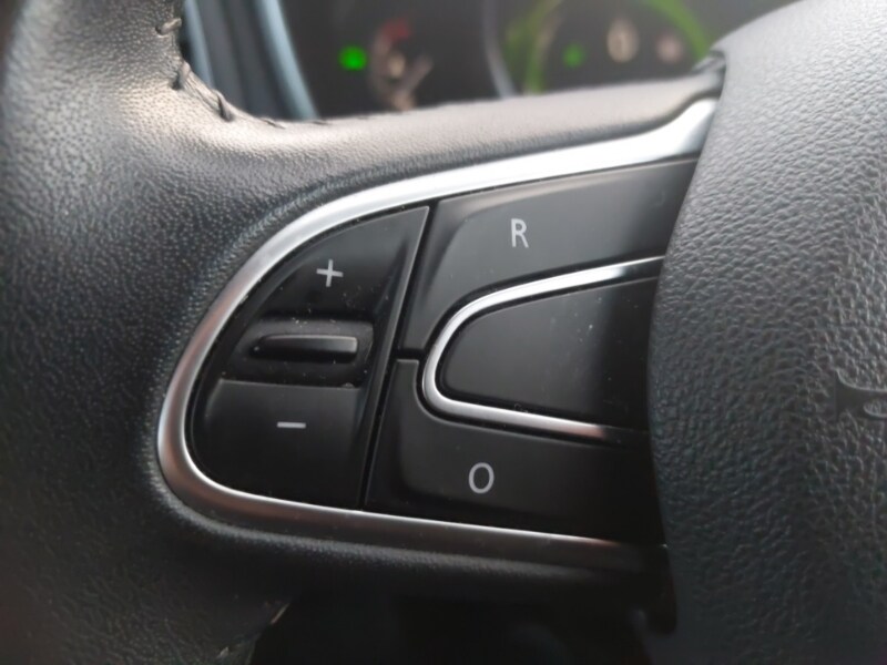 Used Renault Megane 2017 for sale - 77573309: Photo 15