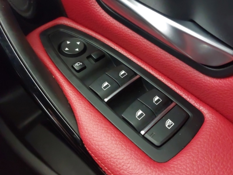 Used BMW 3 Series 2018 for sale - 76619170: Photo 18