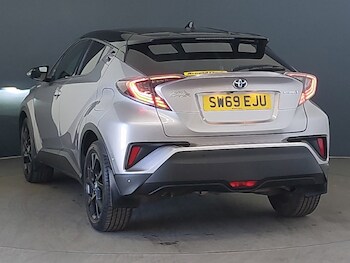 Used Toyota C-HR 2019 for sale - 78428465: Photo