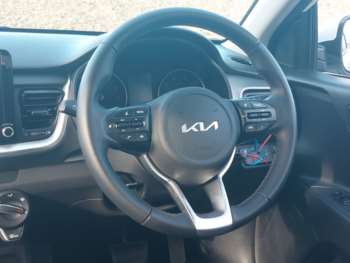 Used Kia Stonic 2024 for sale - 74227056: Photo
