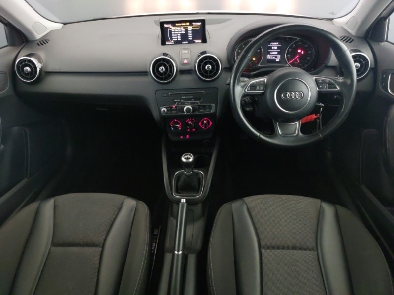 Used Audi A1 2018 for sale - 77433600: Photo 2