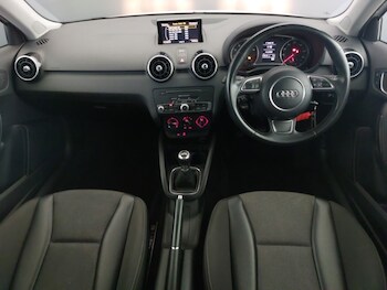 Used Audi A1 2018 for sale - 77433600: Photo