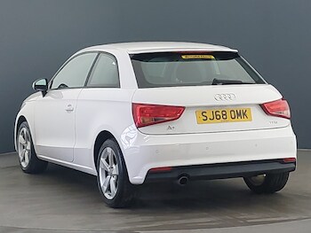 Used Audi A1 2018 for sale - 77433600: Photo