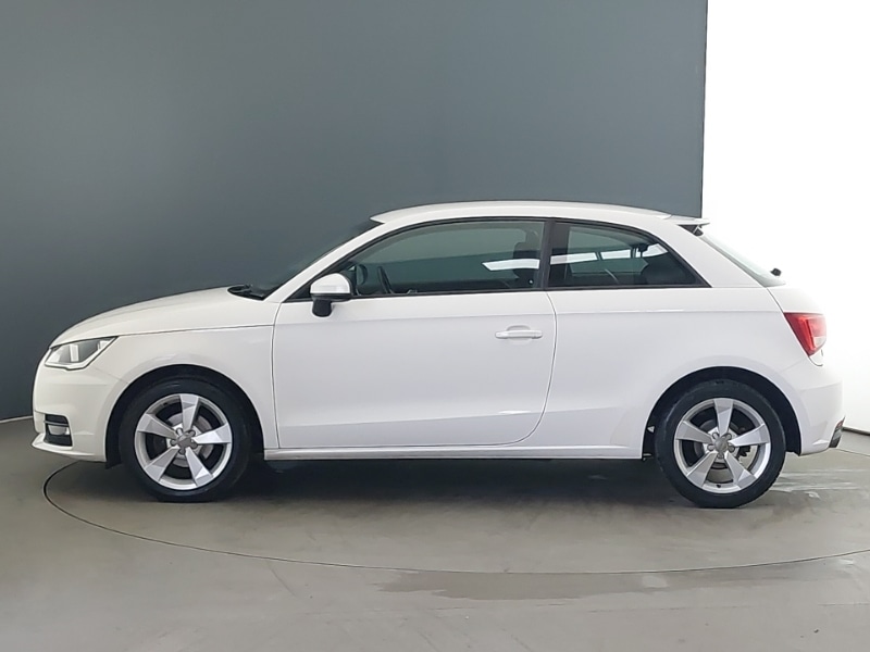 Used Audi A1 2018 for sale - 77433600: Photo 4