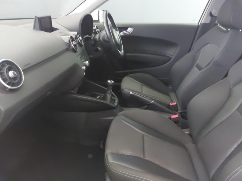 Used Audi A1 2018 for sale - 77433600: Photo 5