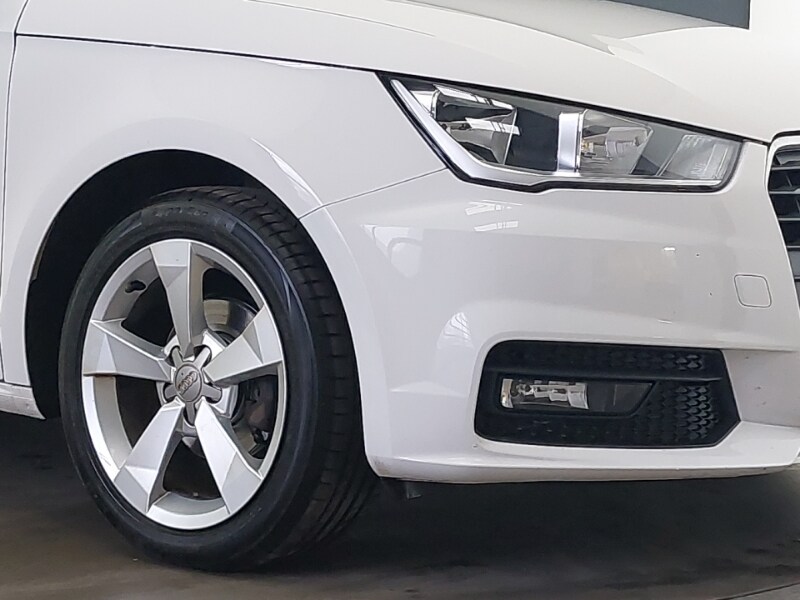 Used Audi A1 2018 for sale - 77433600: Photo 9