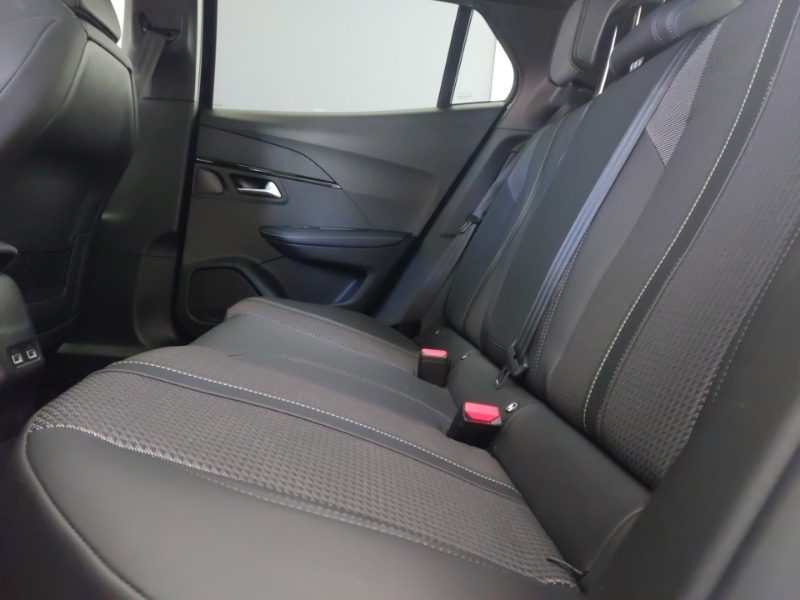 Used Peugeot 2008 2023 for sale - 78126398: Photo 6