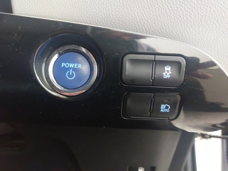 Used Toyota Prius 2021 for sale - 77818469: Photo 14