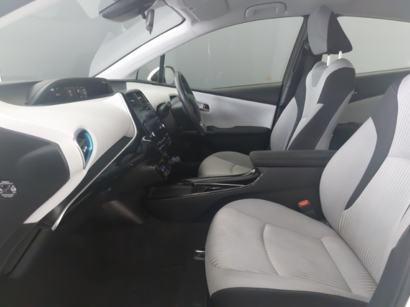 Used Toyota Prius 2021 for sale - 77818469: Photo 5