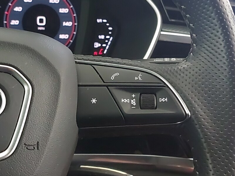 Used Audi Q3 2020 for sale - 77664235: Photo 13