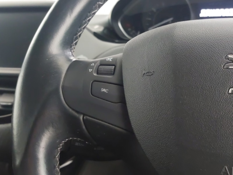 Used Peugeot 208 2019 for sale - 76737191: Photo 14