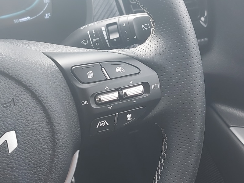 Used Kia Stonic 2025 for sale - 76537351: Photo 13