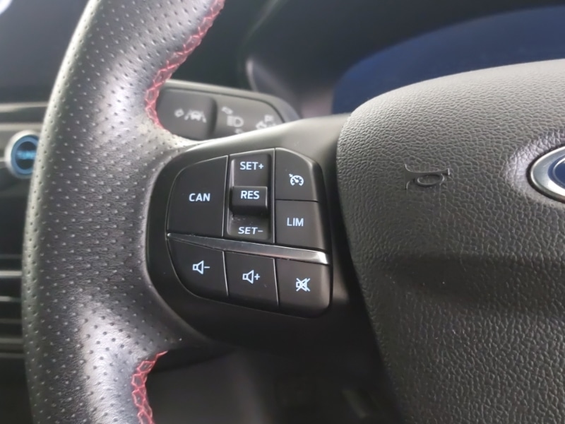 Used Ford Focus 2021 for sale - 76579324: Photo 14