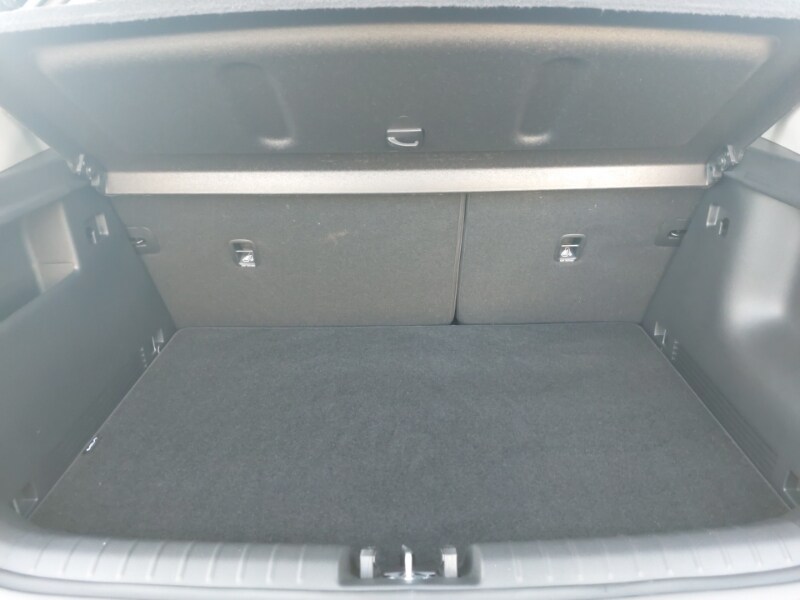 Used Kia Stonic 2025 for sale - 77503277: Photo 8