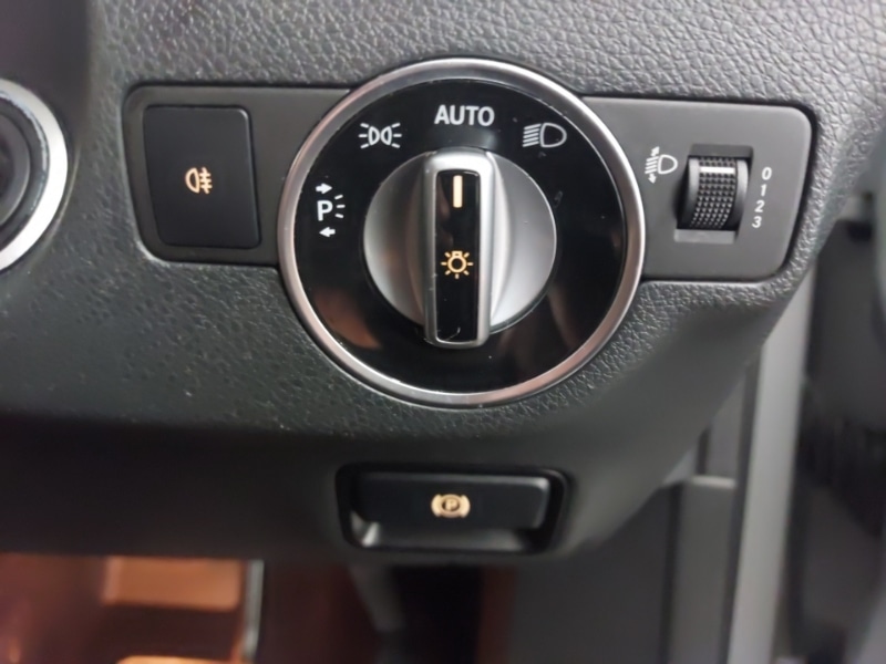 Used Mercedes-Benz A-Class 2016 for sale - 77564429: Photo 14