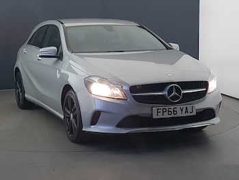 Used Mercedes-Benz A-Class 2016 for sale - 77564429: Photo