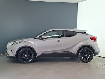 Used Toyota C-HR 2018 for sale - 79461495: Photo