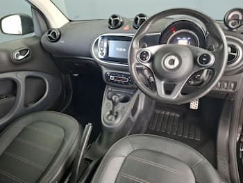 Used smart fortwo 2018 for sale - 79691143: Photo