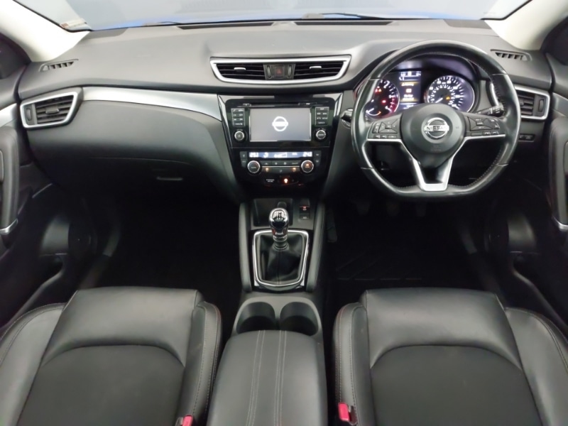 Used Nissan Qashqai 2018 for sale - 76571551: Photo 2