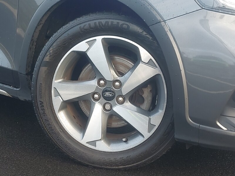 Used Ford Focus 2020 for sale - 76860572: Photo 9