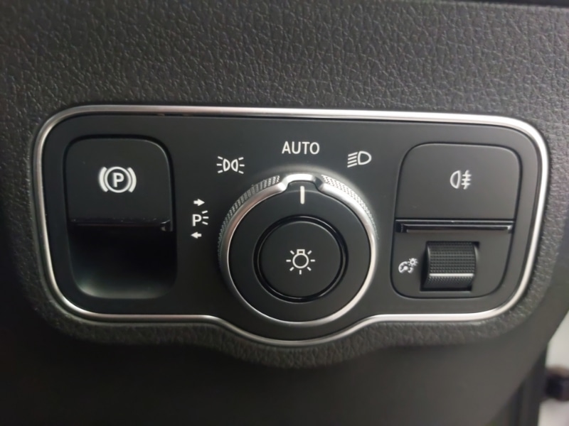 Used Mercedes-Benz GLB 2023 for sale - 77816293: Photo 14