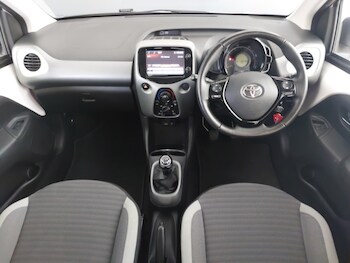 Used Toyota AYGO 2019 for sale - 78147483: Photo