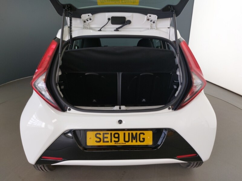 Used Toyota AYGO 2019 for sale - 78147483: Photo 8