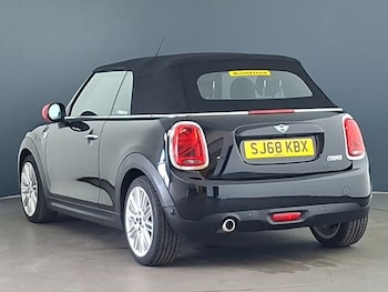 Used MINI Convertible 2018 for sale - 79493261: Photo