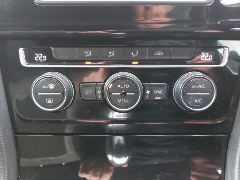 Used Volkswagen Golf 2016 for sale - 77373354: Photo 16