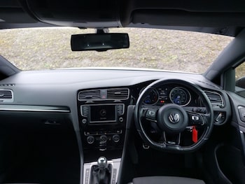 Used Volkswagen Golf 2016 for sale - 77373354: Photo