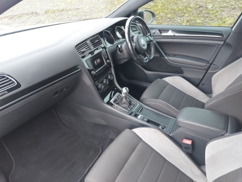 Used Volkswagen Golf 2016 for sale - 77373354: Photo 5