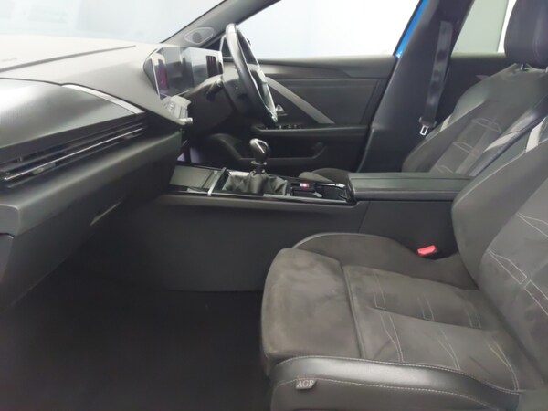 Used Vauxhall Astra 2023 for sale - 76208414: Photo 5