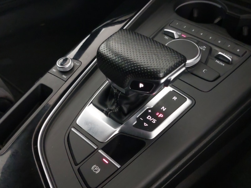 Used Audi A4 2017 for sale - 76630752: Photo 15