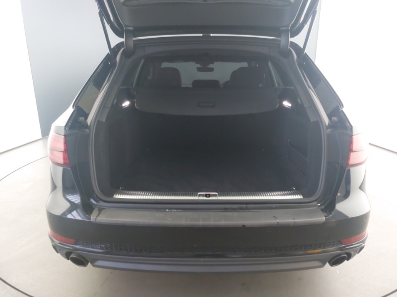 Used Audi A4 2017 for sale - 76630752: Photo 8