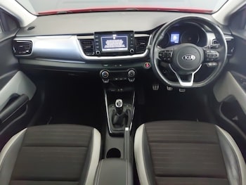 Used Kia Stonic 2018 for sale - 76614118: Photo