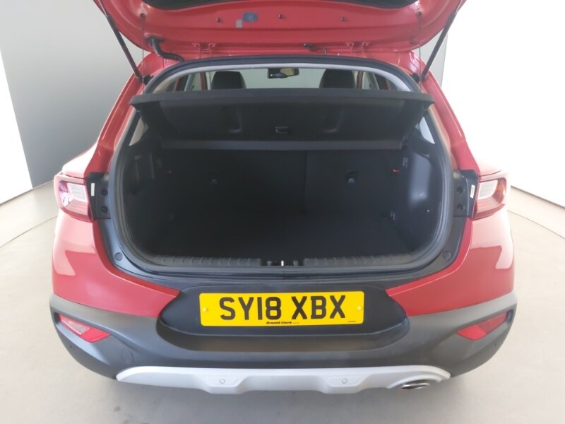 Used Kia Stonic 2018 for sale - 76614118: Photo 8