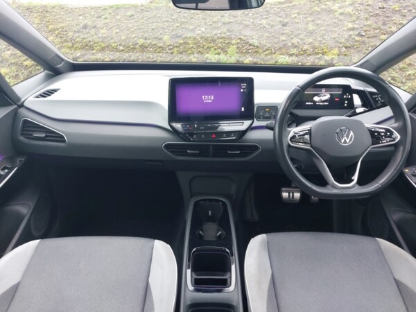 Used Volkswagen ID.3 2021 for sale - 76134803: Photo 2