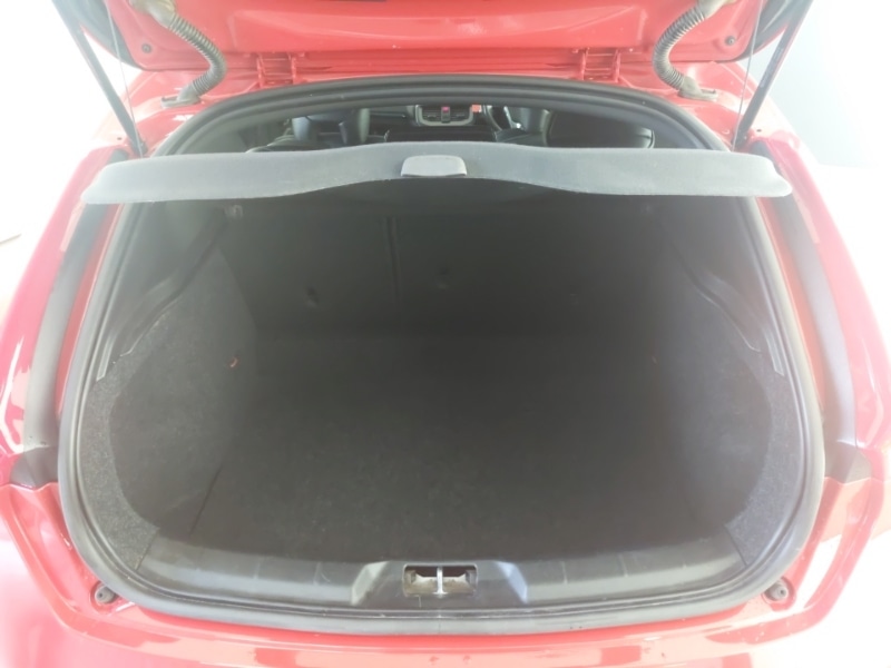 Used Volvo V40 2016 for sale - 77273447: Photo 8