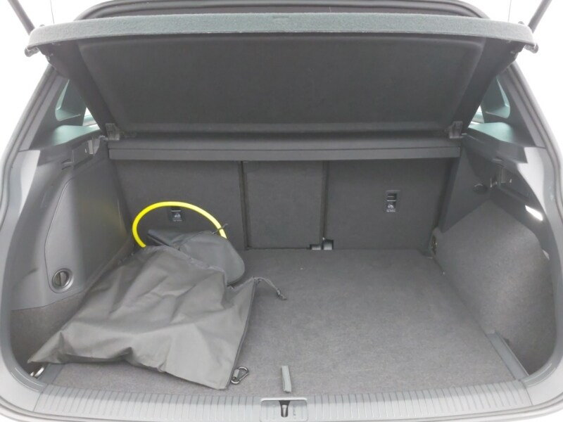 Used Volkswagen Tiguan 2023 for sale - 77580403: Photo 8