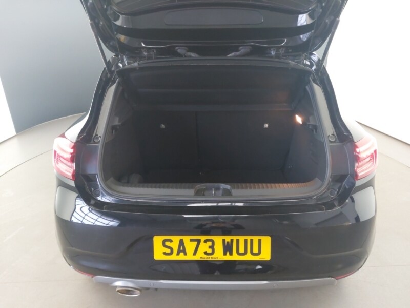 Used Renault Clio 2023 for sale - 77197860: Photo 8