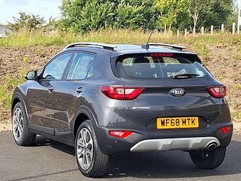 Used Kia Stonic 2018 for sale - 79324300: Photo