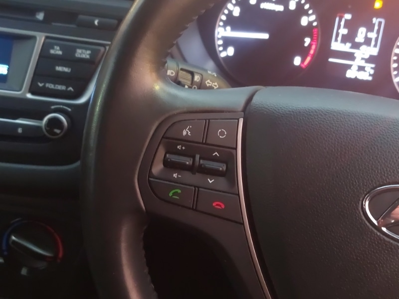 Used Hyundai i20 2018 for sale - 76752040: Photo 13