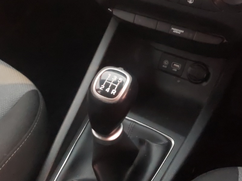 Used Hyundai i20 2018 for sale - 76752040: Photo 15