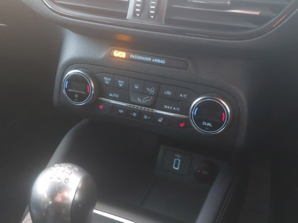 Used Ford Focus 2019 for sale - 76328829: Photo 17