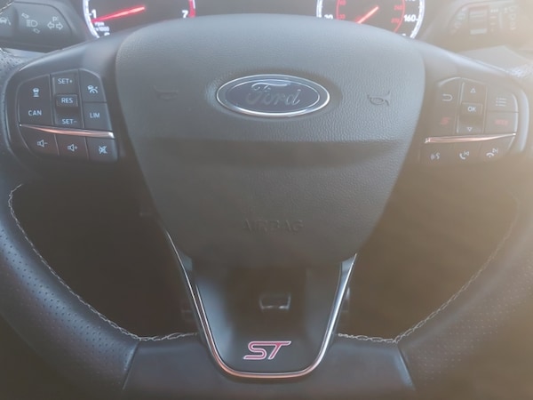 Used Ford Focus 2019 for sale - 76328829: Photo 19