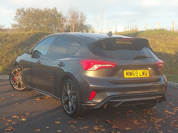 Used Ford Focus 2019 for sale - 76328829: Photo 3