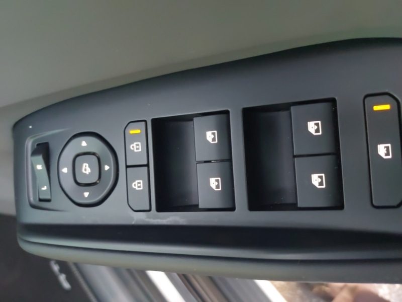 Used Kia EV9 2025 for sale - 77108208: Photo 14